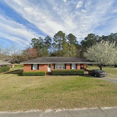 115 Carter St, Soperton, GA 30457