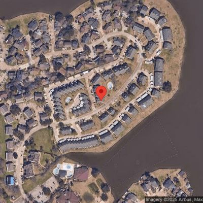 102 April Point Dr S, Montgomery, TX 77356