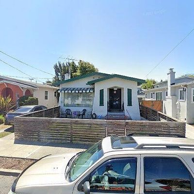 1334 67 Th St, Berkeley, CA 94702