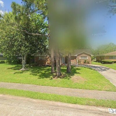 13427 Candleshade Ln, Houston, TX 77045