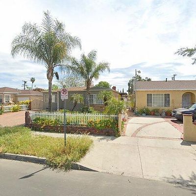 11936 Blythe St, North Hollywood, CA 91605