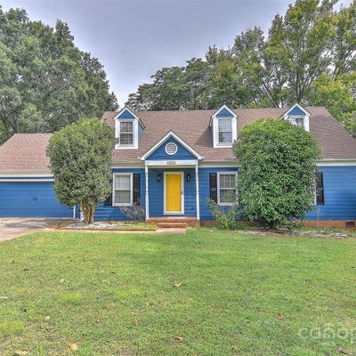 13901 Phillips Rd, Matthews, NC 28105