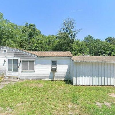 141 Braley Rd, East Freetown, MA 02717