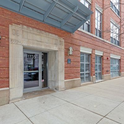 1735 N Paulina St #414, Chicago, IL 60622