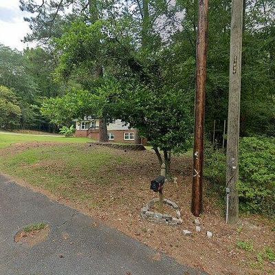 1831 Lullwater Cir, Macon, GA 31211