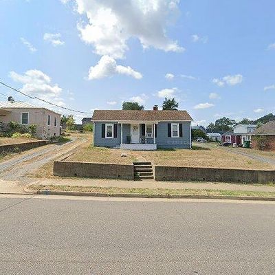 186 Broadway Ave, Broadway, VA 22815