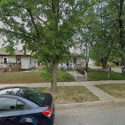 1649 Charles St, La Crosse, WI 54603