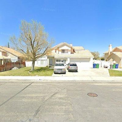 2069 Morningside Ave, Lancaster, CA 93535