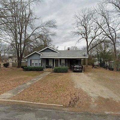 209 E Maple St, Gurdon, AR 71743