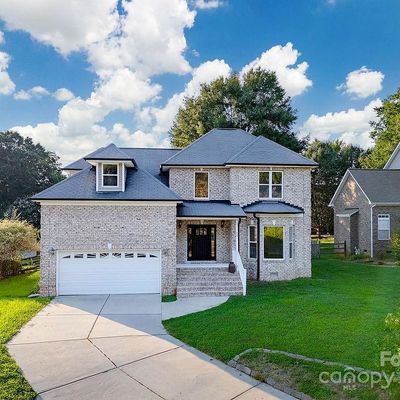 210 River Birch Cir, Mooresville, NC 28115