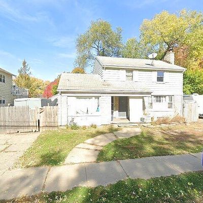 215 W Winneconne Ave, Neenah, WI 54956