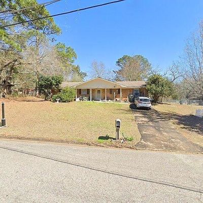 201 Springdale Dr, Enterprise, AL 36330