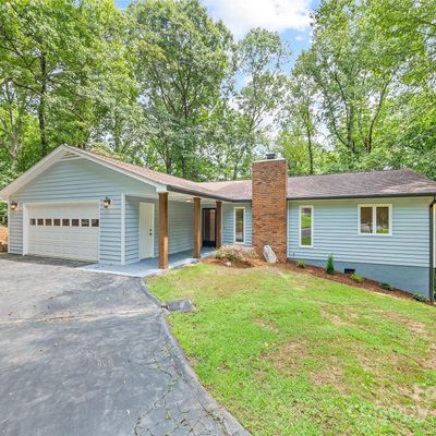 239 Stonebrook Dr, Hendersonville, NC 28791