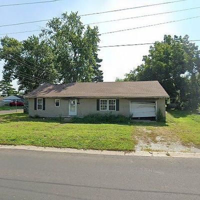 252s Miami Ave, Marshall, MO 65340