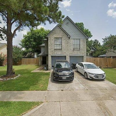 2205 Saint James Pl, Pearland, TX 77581