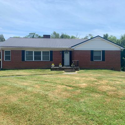 224 Scenic Dr, Morristown, TN 37813