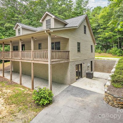 2304 Mountain Page Rd, Saluda, NC 28773