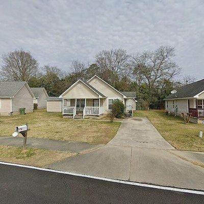 303 Len Tenner Ct, Statesboro, GA 30458