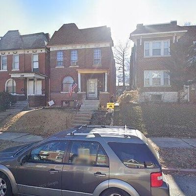 4202 Russell Blvd, Saint Louis, MO 63110