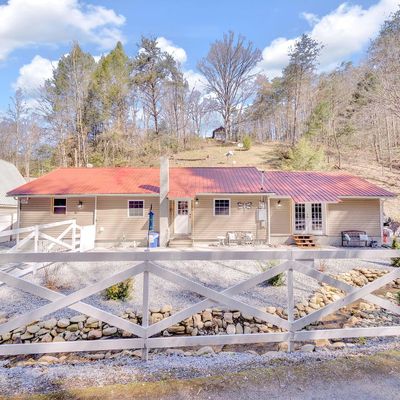 4206 Dellinger Hollow Rd, Pigeon Forge, TN 37863