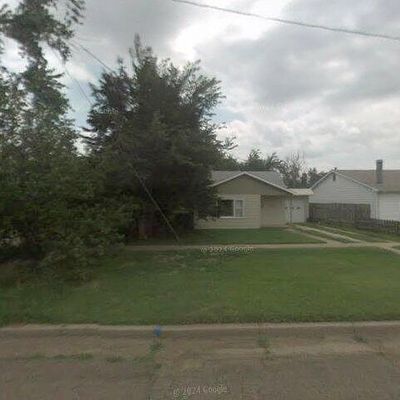 421 E Crawford St, Stafford, KS 67578