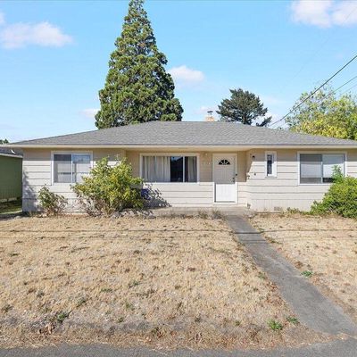 39 N Columbus Ave, Medford, OR 97501