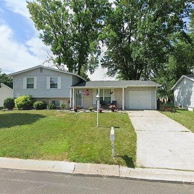 48 Country Hill Rd, Saint Peters, MO 63376