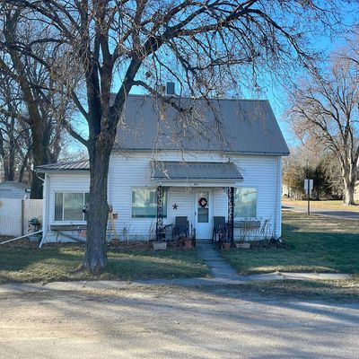 501 Maple St, Thedford, NE 69166