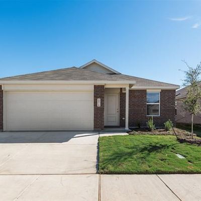 5010 Stonebridge Drive, Ennis, TX 75119