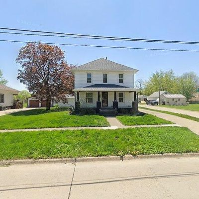 502 E Douglas St, Knoxville, IA 50138