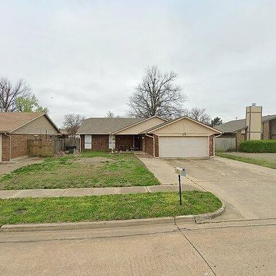 502 Telstar St, Norman, OK 73069