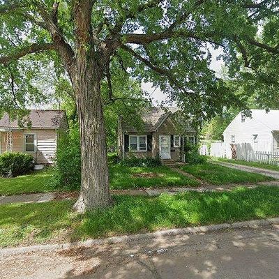 511 Ricker St, Waterloo, IA 50703