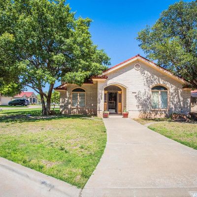 4329 N Boston Ave, Lubbock, TX 79415