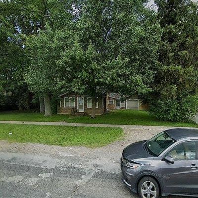 435 E Saint Joseph St, Watervliet, MI 49098