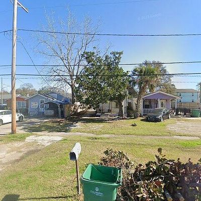 4408 Ellen St, New Orleans, LA 70121