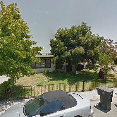 46 Florence Pl, Salinas, CA 93905