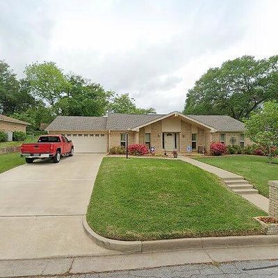 4617 Chad Dr, Tyler, TX 75703