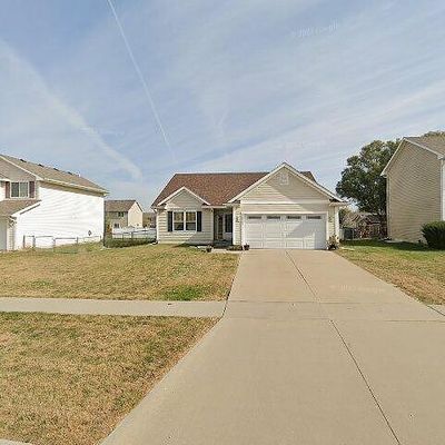 5825 Nw 93 Rd St, Johnston, IA 50131