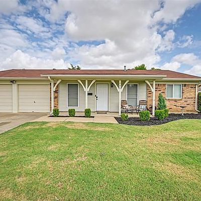 601 E Glendale St, Crowley, TX 76036