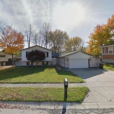 604 Yeoman Ct, Dayton, OH 45449