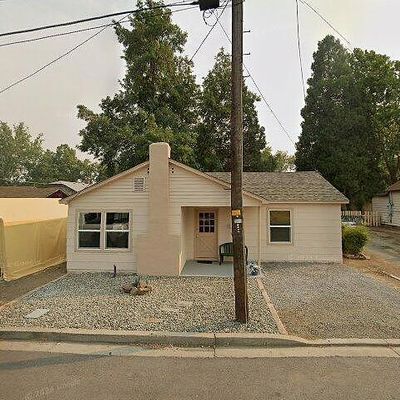 605 North St, Yreka, CA 96097