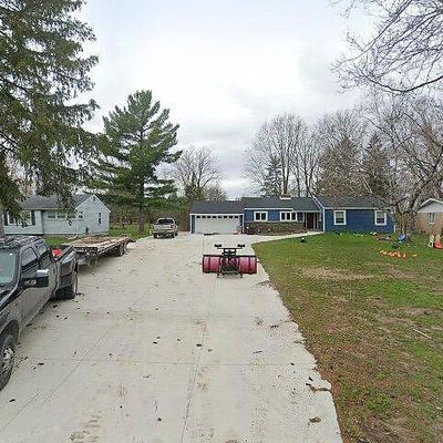 541 Warren Ave, Flushing, MI 48433