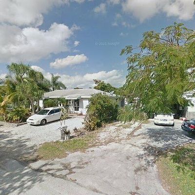 703 W Palm St, Lantana, FL 33462