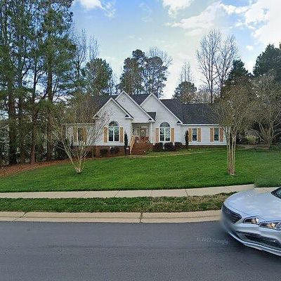 705 Birkdale Dr, Clayton, NC 27527