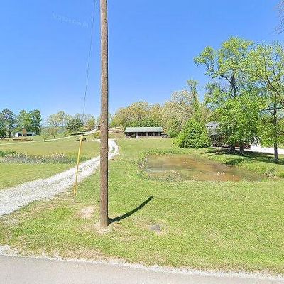 710 Back Valley Rd, Oliver Springs, TN 37840