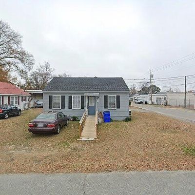 611 E Davis St, Smithfield, NC 27577