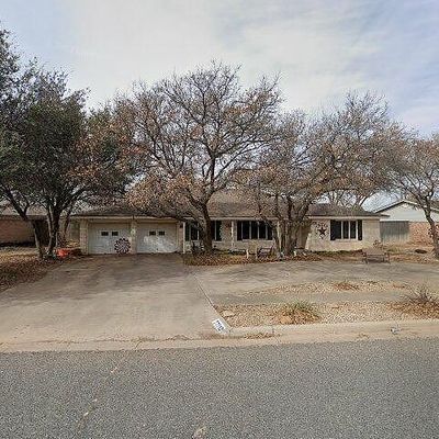 7710 Lynnhaven Ave, Lubbock, TX 79423