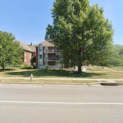 8001 Westridge Rd #5, Raytown, MO 64138