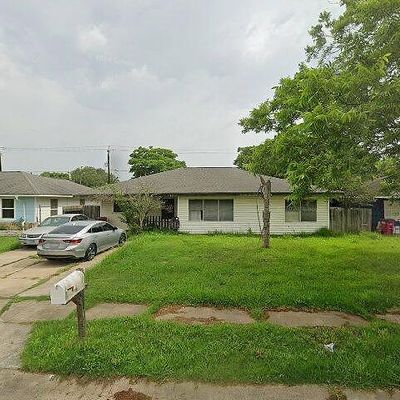 814 W 9 Th St, Freeport, TX 77541