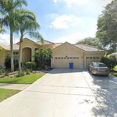 9103 Woodridge Run Dr, Tampa, FL 33647